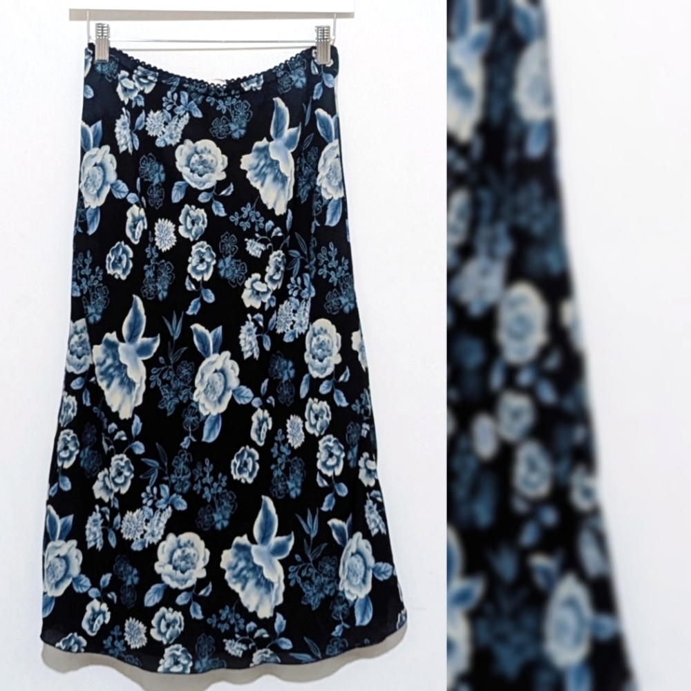 Women's Navy Blue Floral Midi Skirt